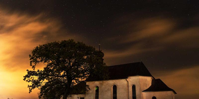 从商业资讯洞察产业升级：专精特新企业的政策红利与成长路径解析