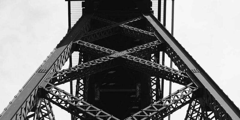 华商网365：市场分析与商业新闻如何赋能企业决策